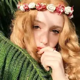 或许前路永夜即便如此我也要前进高冷清新欧美女生头像