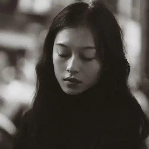 这位神似章子怡的清冷挂美女,我太爱了