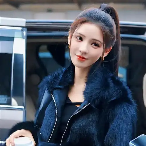 镜头前美若天仙,真人黑瘦干瘪,这7位上镜脸的女星反差好大