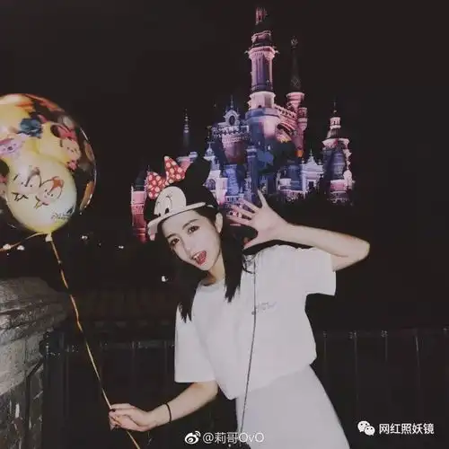 靠唱歌获过亿点赞量的抖音一姐,整容坐台吸毒的黑料比温婉还猛