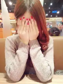 qq皮肤何日才能不再如此傻傻的等待qq皮肤女生