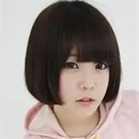 这个女生的名字和头像