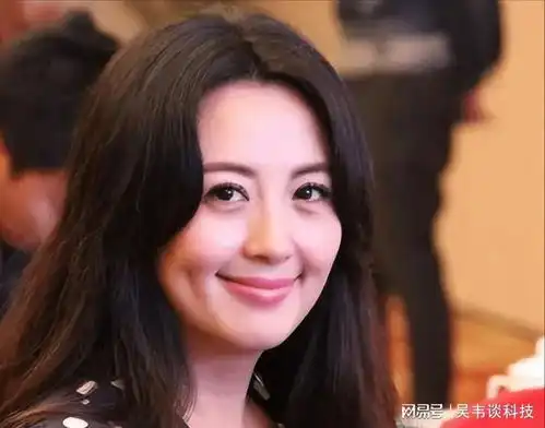 曝于和伟藏了20年的老婆看到照片,网友,原来是她