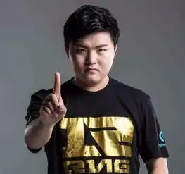 lol首位头像宣闪电狼adc已改头像,网友rng新ad正在连接