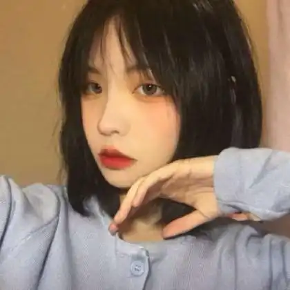长发女生正面头像,世上无我这般人