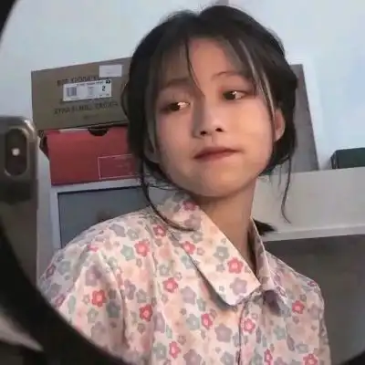 ins可爱圆脸女生头像