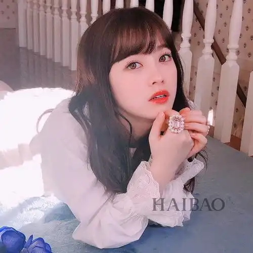 被称千年难遇美少女的桥本环奈,小时候原来更美