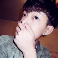 我的爱只能像微风悄悄掠过