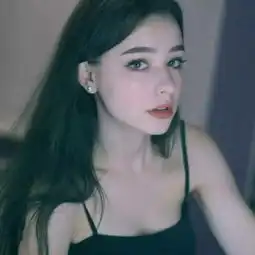 颜汐欧美少女风的小姐姐