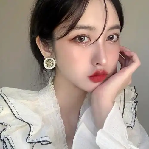 耳环如何搭配衣服,学会秒变女神