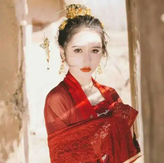 生气时会选择沉默的星座,一言不发,静静地躲在角落