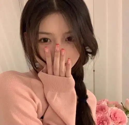 女生头像如果我有钱了这句话我就不加如果了