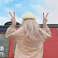 qq头像女生背影戴帽带帽子的女生头像背影霸气