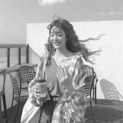 可爱黑白女生头像,吃货必备灰色女头图片