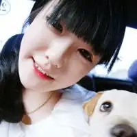 白美非主流女生qq头像没有你我很快乐