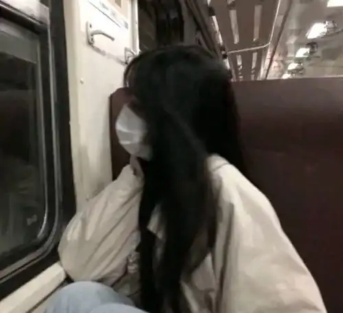 甜甜的女生头像