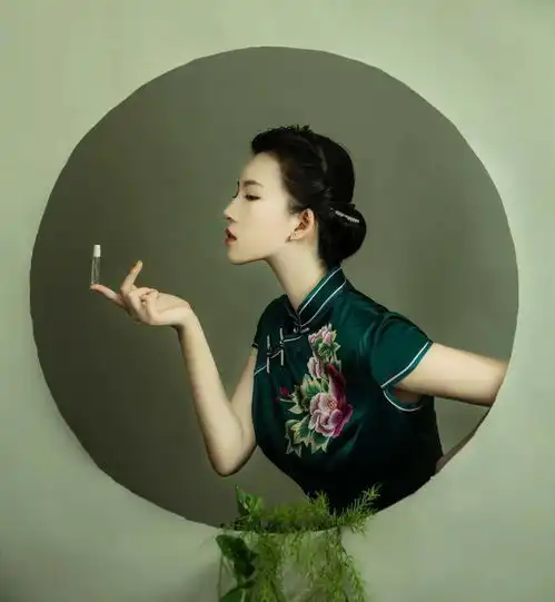 这款小众香水男女通杀,让你成为行走的荷尔蒙