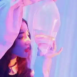 女生头像丨我还是很喜欢你