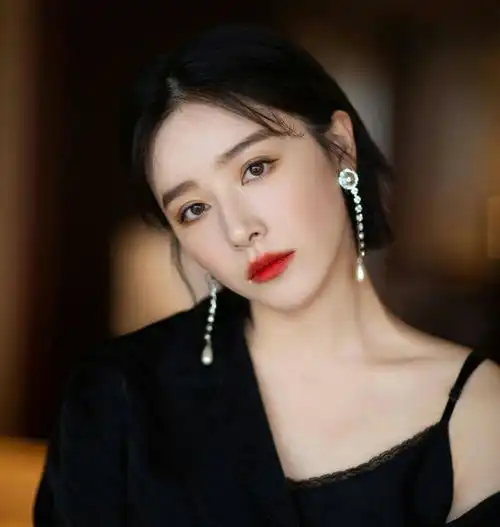 阚清子发文反对重男轻女,评论区让人怒了,网友真恶心