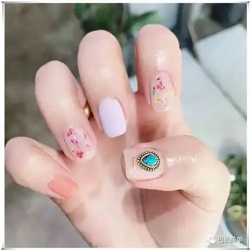 浪漫的干花梦幻的感觉仙气飘飘的干花美甲