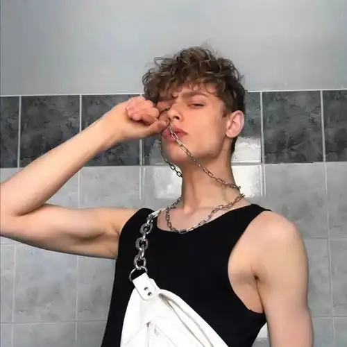 男生头像个性小众欧美男生头像