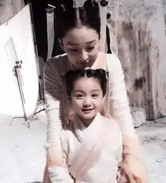 好漂亮的小美女