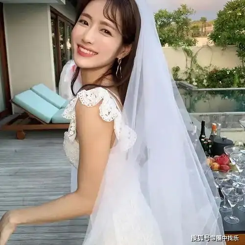 甜美小腰精babebani,迷人马甲线,太喜爱小姐姐了