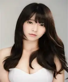 韩国第一美少女yurisa短发新造型亮相