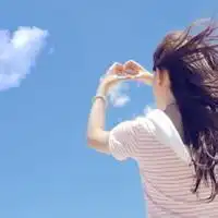 女生非主流头像背影在岁月风尘里的女生背影