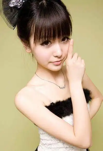 很火的几款气质唯美编发,扎上超漂亮,上街都美翻了,男人看了走不动