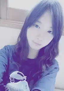 哪位知道她是谁