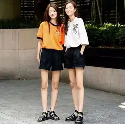 柚子皮做齐刘海,手推车里演哭戏,土味模仿blackpink却被疯狂夸