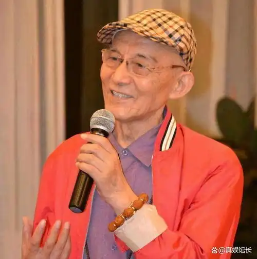 主动放弃白玉兰奖后,游本昌的尴尬处境,印证了郭德纲的话
