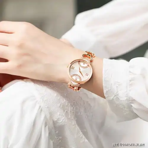 腕表款式那么多,为什么性感女神梦露只爱链带表