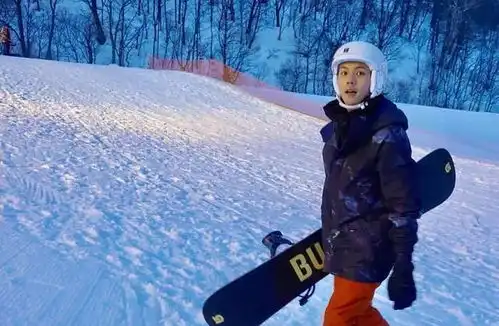陈伟霆拍滑雪女孩,反被其男友斥责,男明星当真是普通男生情敌