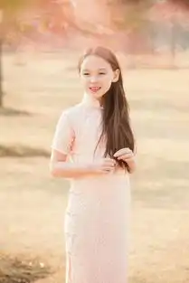 蕾丝边儿珍珠扣,17岁痞帅的他用一把剪刀裁出女人最美的时光