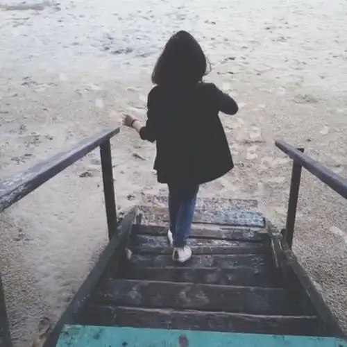 女生头像背影小清新你是我触摸不到的光堆糖,美好生活研究所
