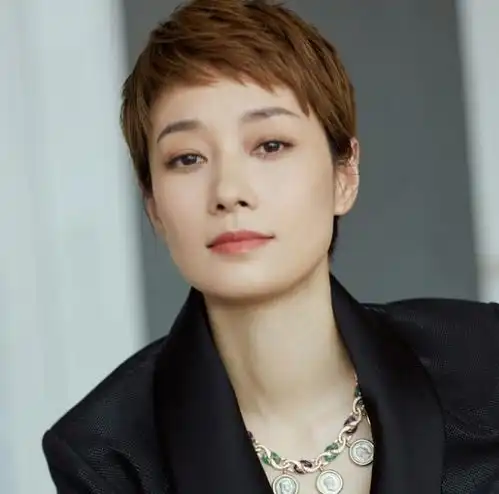 长发超美,为何这些女明星却坚持留狗啃式短发看完她们就知道了