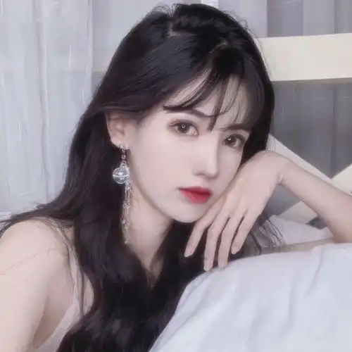 三人闺蜜女生头像,绝望掩埋了欢笑