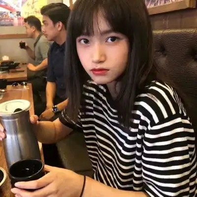 气质唯美短发女生头像,梦还是那么清晰