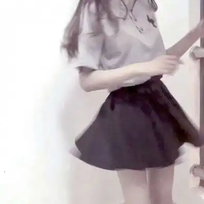 优质女头部位小短裙真人学生下半身超清头像