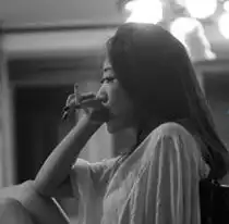 黑白qq女生头像真正的缘份