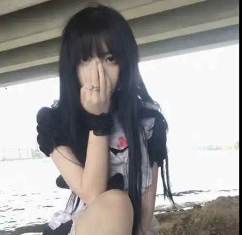 女生头像丨心里有选择的话,坚定就好了