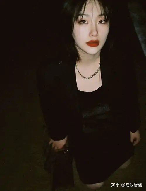 为什么感觉有些男生单眼皮很帅但是很少有人觉得女生单眼皮很漂亮