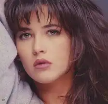 羡慕嫉妒恨各国国宝级美女pk组图