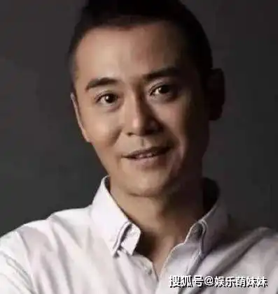 演了一辈子配角,娶大15岁女星仍未火,如今妻子57岁也没孩子