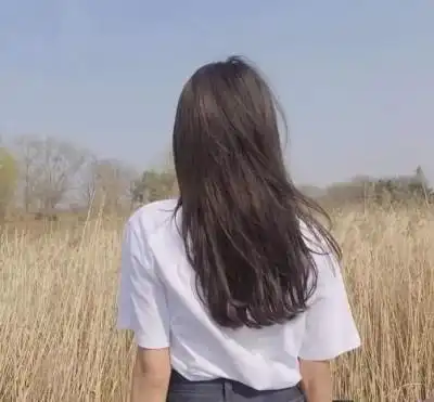 我一岁时被父母抛弃,如今我出嫁,亲生父母偷偷给我20万