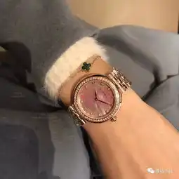 女表攻略买钻饰还是买钻表