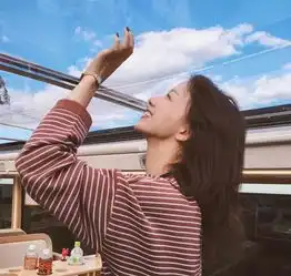 其实我讨厌地球因为你我才逗留