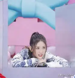 女儿2三美齐聚快本,徐璐陈乔恩甜美范,郭碧婷黑长直很女神